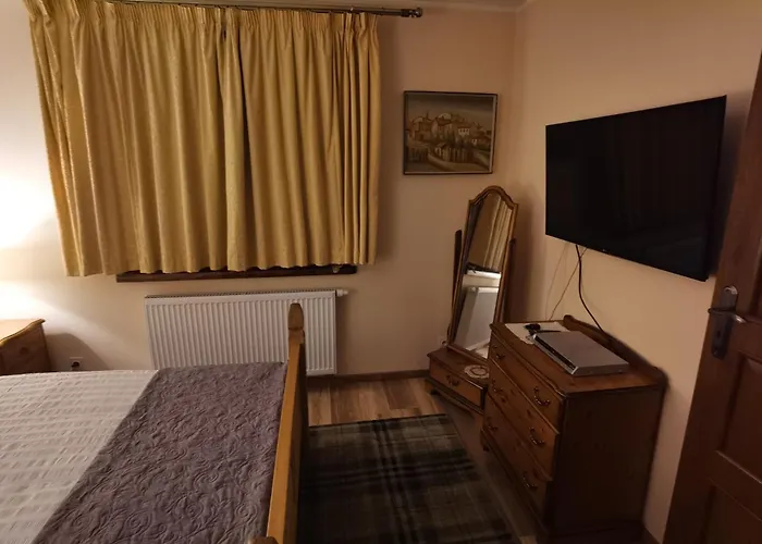 1Bed Apartment - Sleeps 4 - Terrace Pets Parking